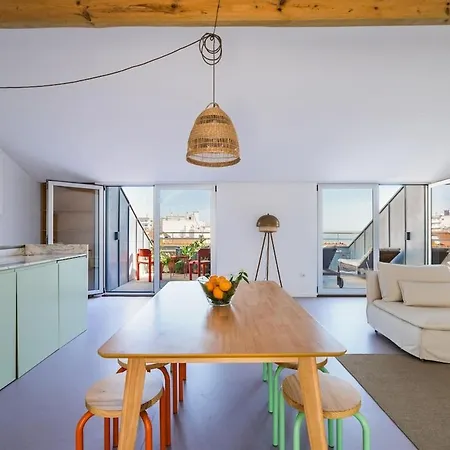 View ! Penthouse Historical Center With 3 Terasses Amazing River View